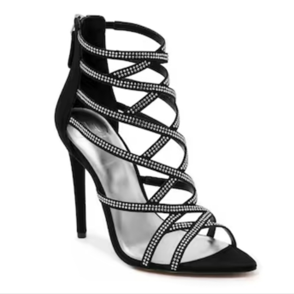Jlo Torrie heels
